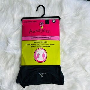 NWT Anneliese Black Long Sleeve Crew Warm Base Layer